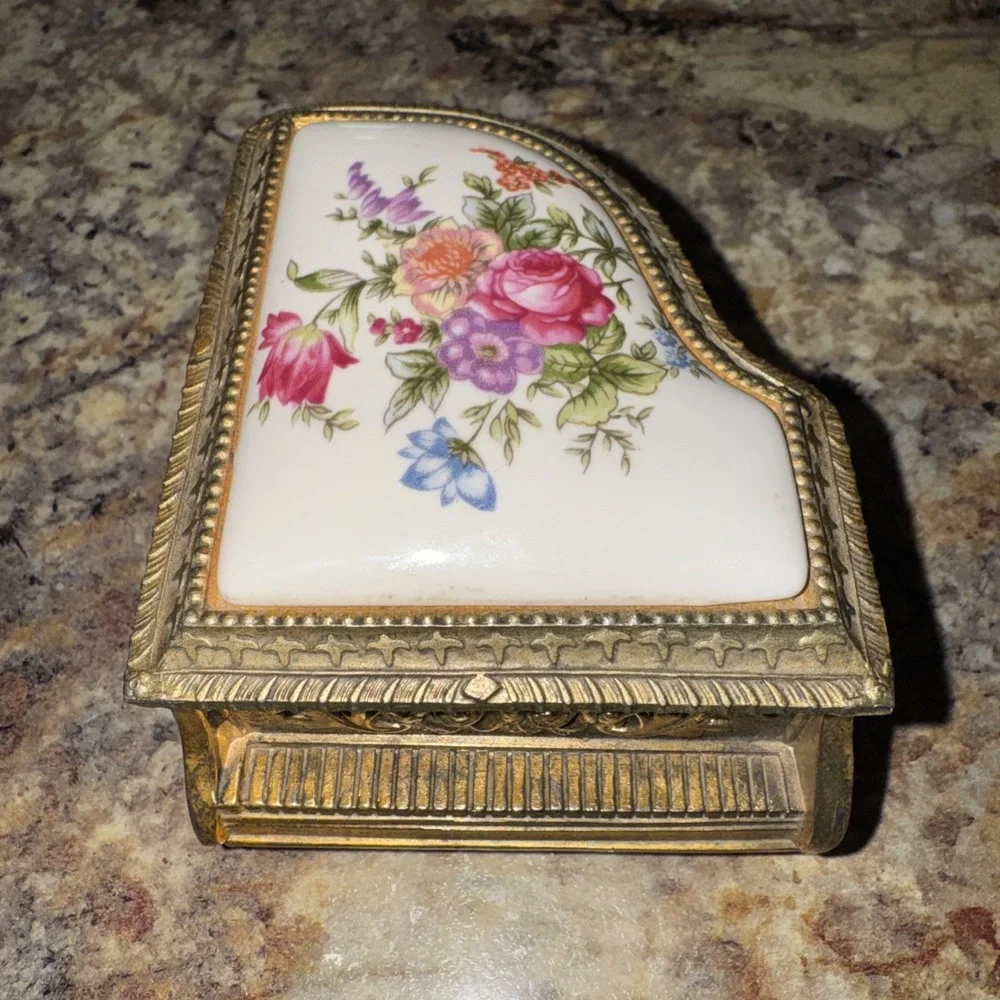Piano Music Trinket Box Vintage Floral Gold tone Japan Works!